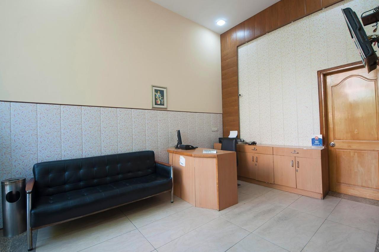 Imperial Apartments Huda City Gurgaon Esterno foto