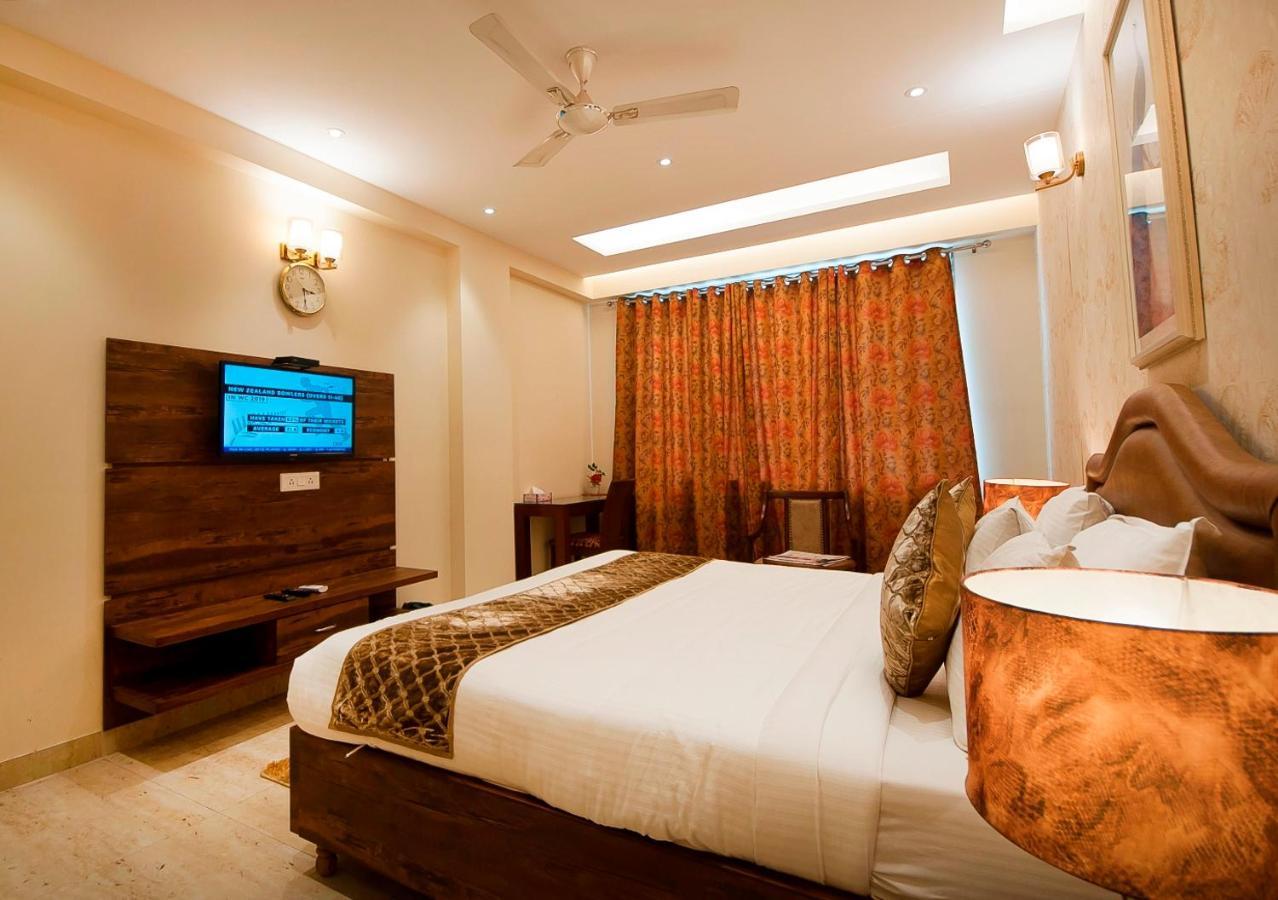 Imperial Apartments Huda City Gurgaon Esterno foto