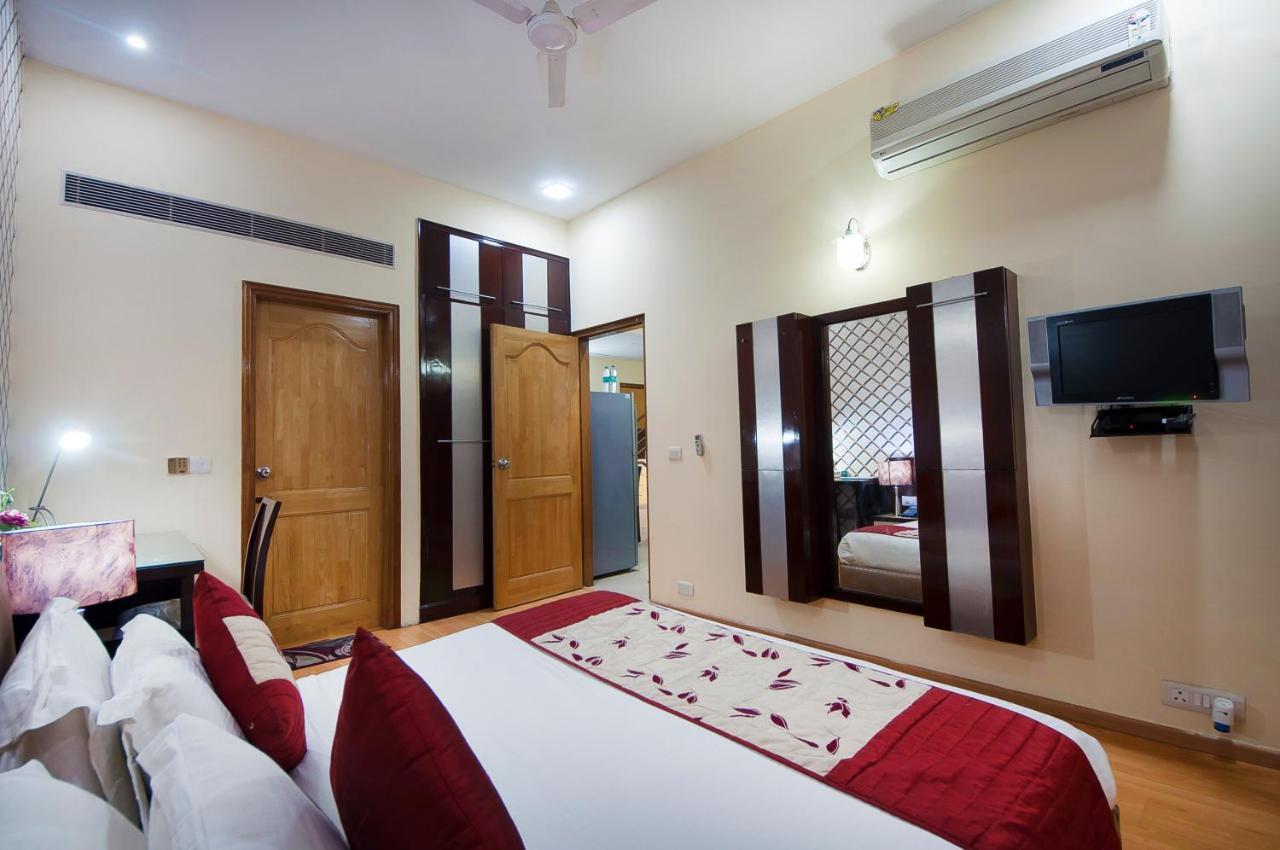 Imperial Apartments Huda City Gurgaon Esterno foto