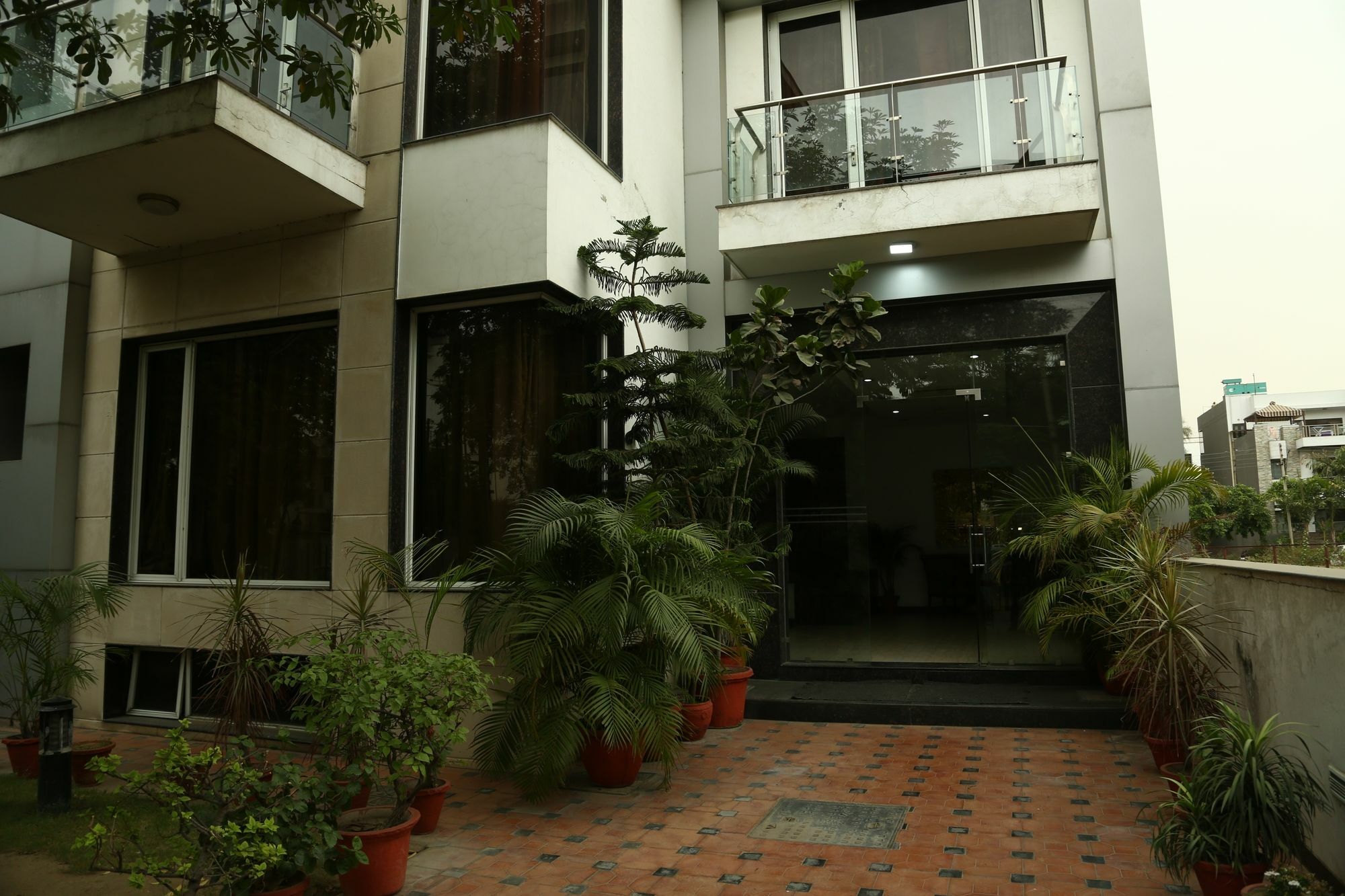 Imperial Apartments Huda City Gurgaon Esterno foto